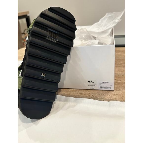 NEW in box Sandro Shell And Crochet-knit Braided Sandals SIZE FR 36 / 5.5 US - Picture 6 of 9